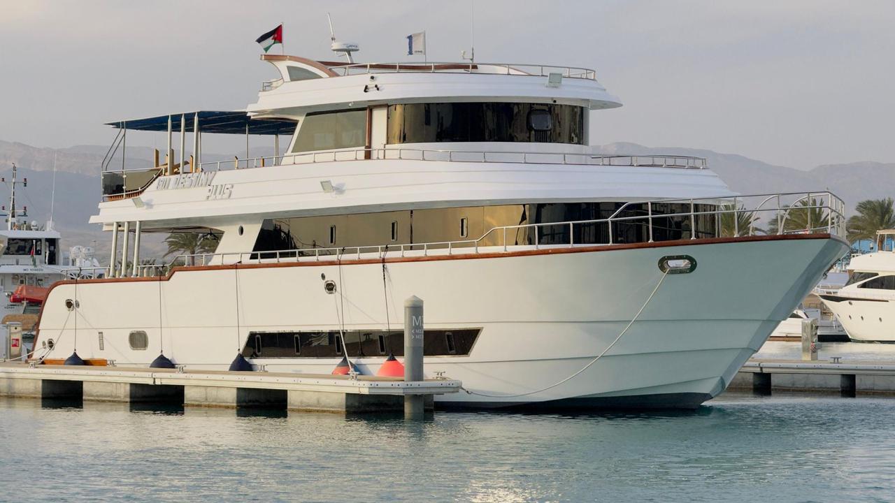 red coral dive center boats